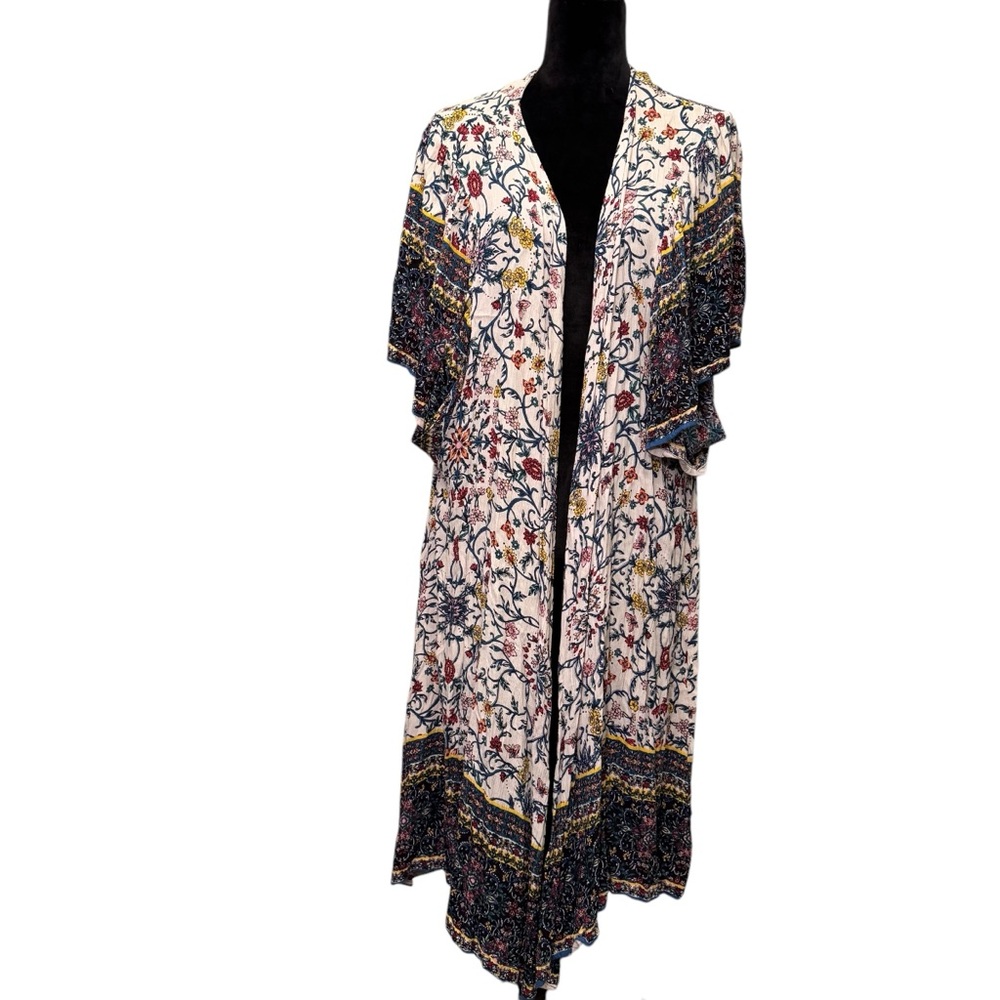 Francesca's Collections Floral Kimono - Multicolor